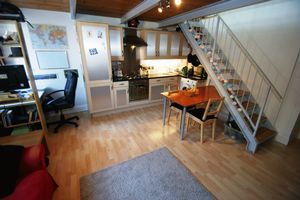 Photo 5- click for photo gallery